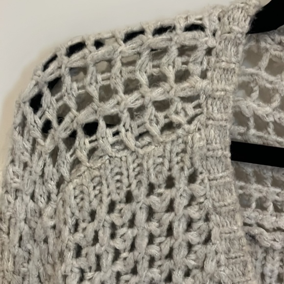 Line oversized sweater - Picture 3 of 4